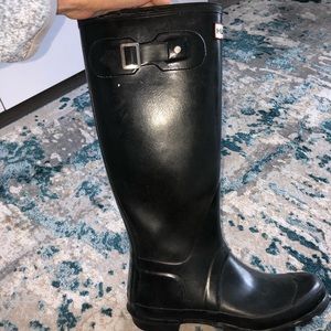 Women's Original Tour Gloss Rain Boots in Black